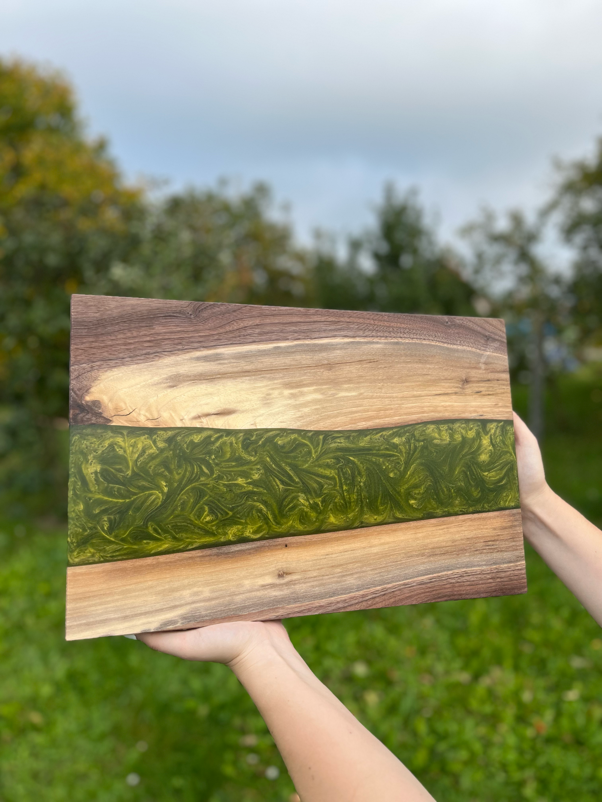 Servírovací podnos Ořešák Olive Yellow